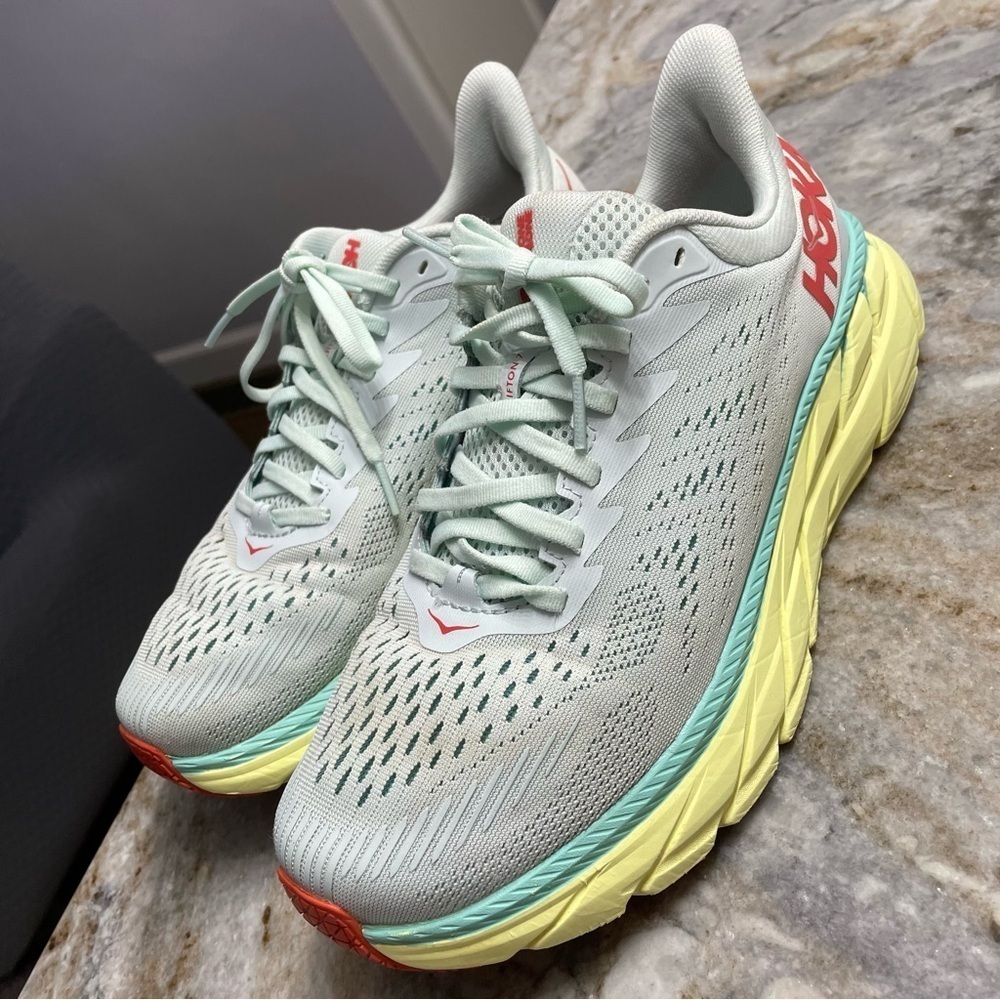 HOKA One One Clifton 7 Wide Running Shoes Women 10D